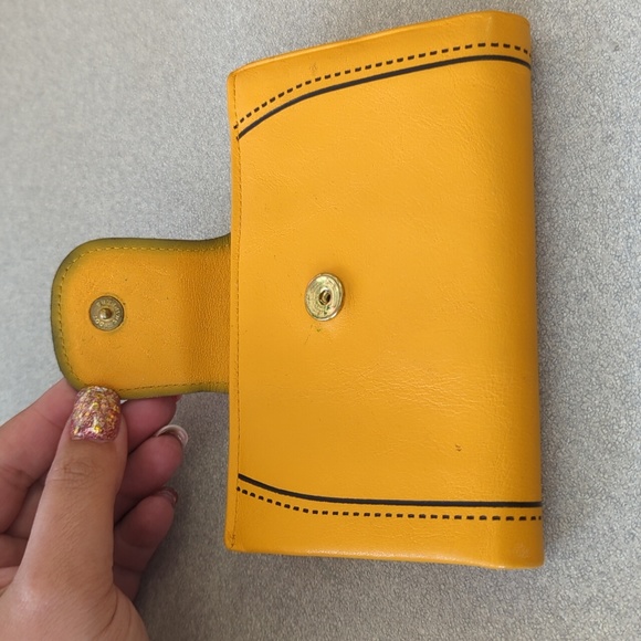 Vintage Renwick Yellow/Orange Wallet - Picture 4 of 7